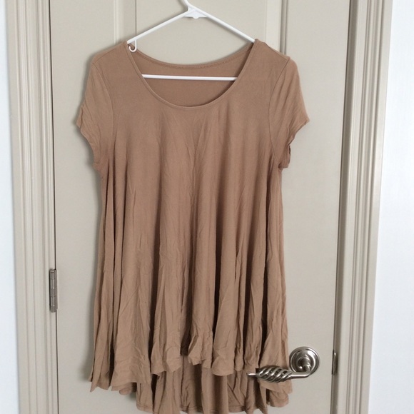 Light brown dress - Picture 1 of 2